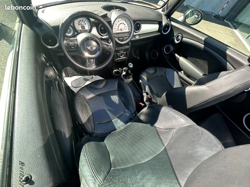 Mini CABRIO ONE 98CH (image 11)