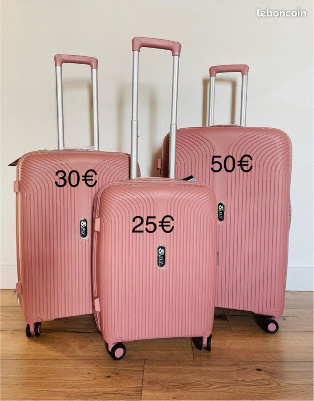 Valise neuve incassable Accessoires Bagagerie