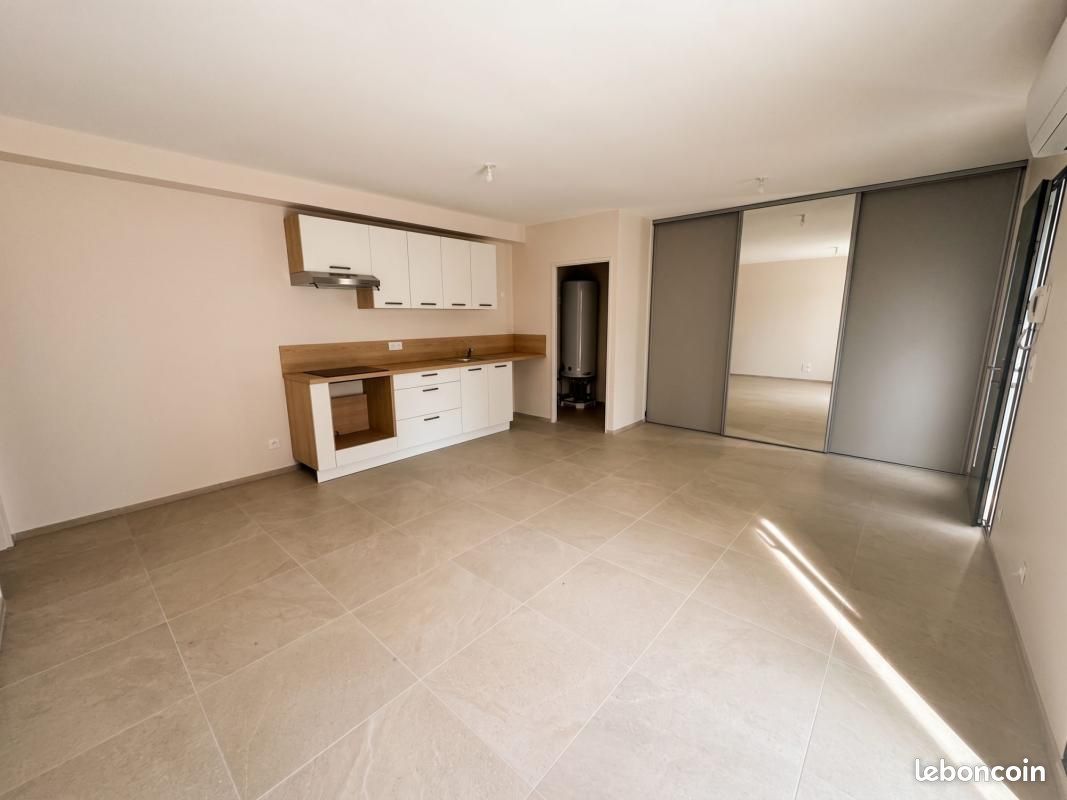 Appartement 4 pièces 58 m² · à Romans-sur-Isère · 58 m² · 825 €/mois