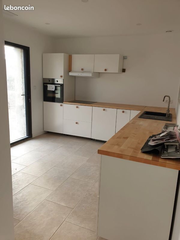 Maison 4 pièces 95 m² · à Pernes-les-Fontaines · 95 m² · 1 400 €