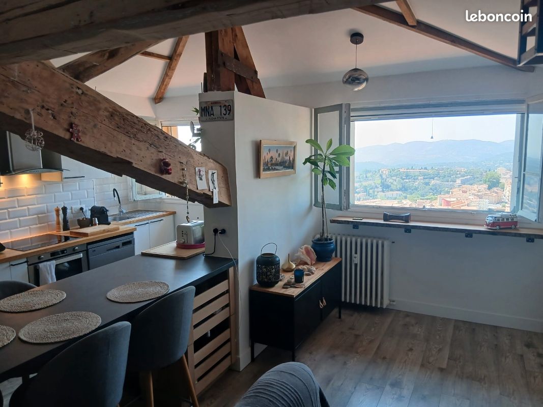 Appartement 2 pièces 64 m² · à Grasse · 64 m² · 250 000 €
