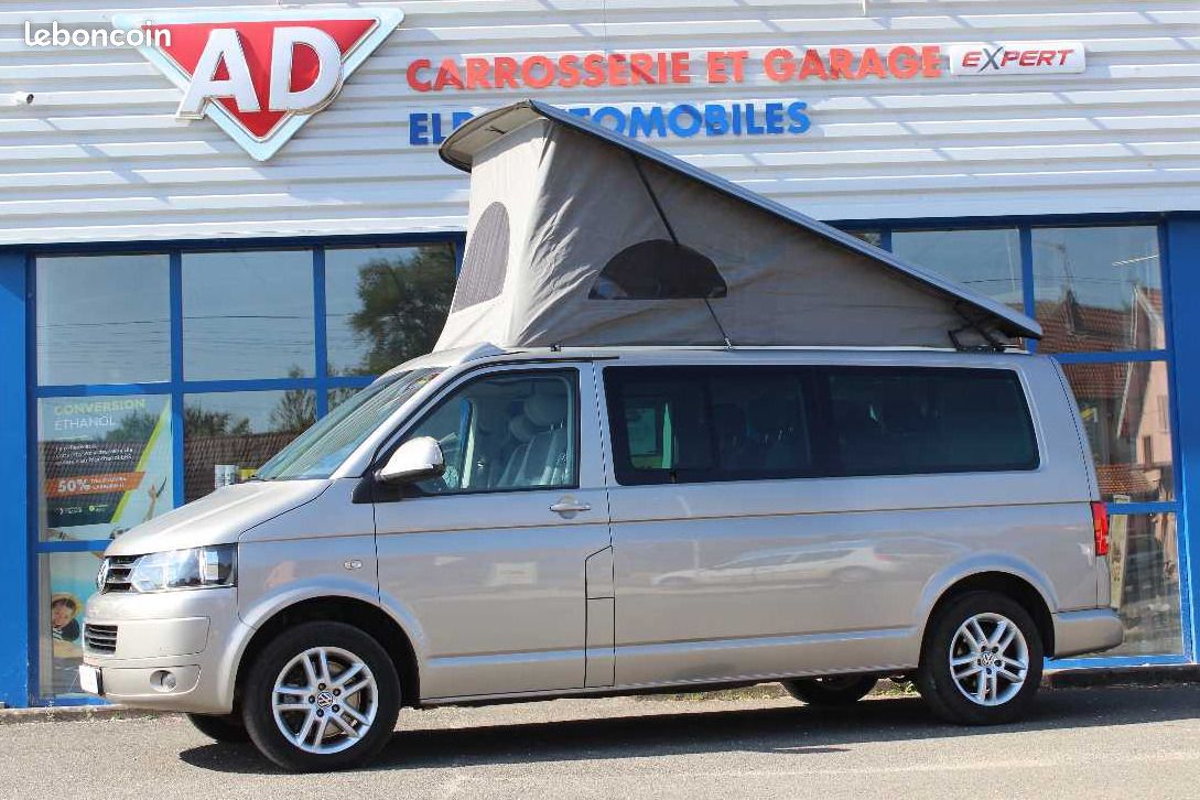 Volkswagen Caravelle T5 (image 1)