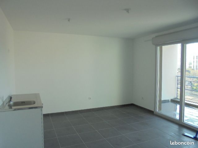 Appartement 3 pièces 59 m² · à Marseille · 59 m² · 909 €/mois