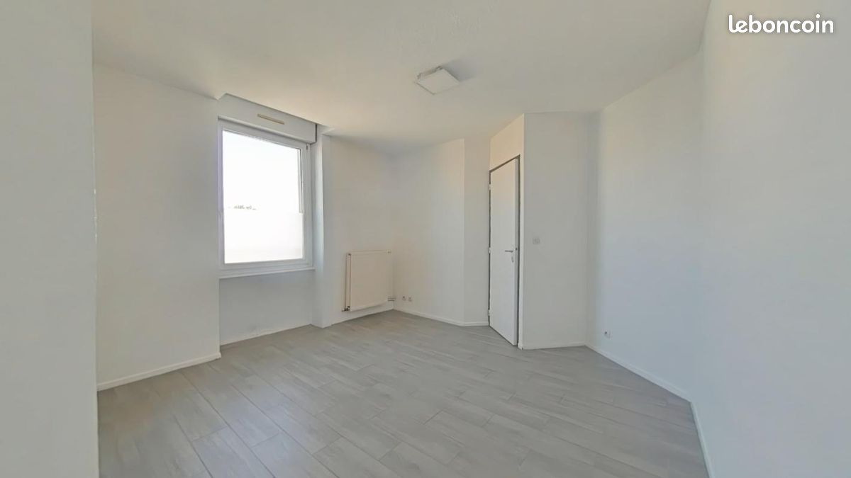 Appartement 2 pièces 38 m² · à Saint-Étienne · 38 m² · 350 €/mois