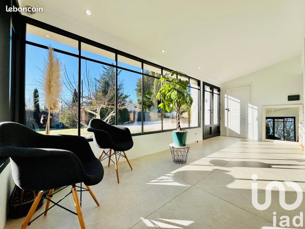 Maison 7 pièces 180 m²