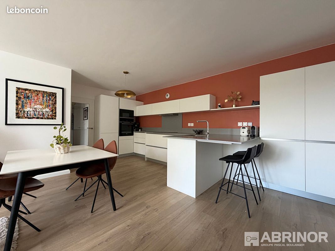 Appartement 4 pièces 89 m² · à Lille · 89 m² · 393 000 €