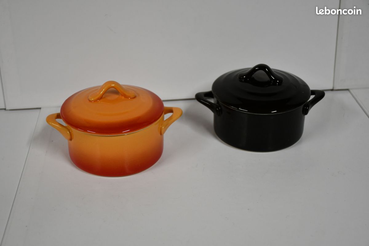 Duo de cocottes en porcelaine neuve (image 2)