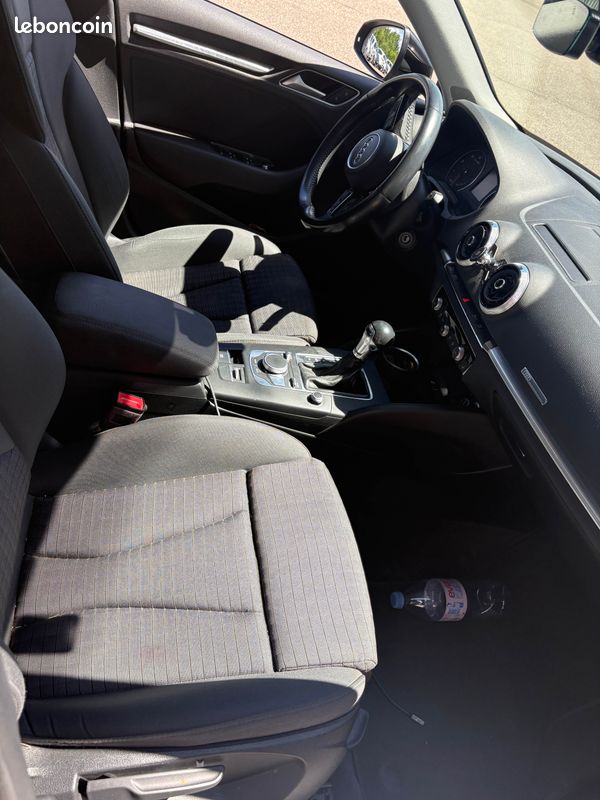 Audi A3 150 ch - 2.0 TDI Tronic Sportback (image 5)