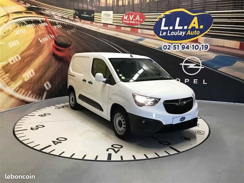 Opel Combo L1H1 1.5D 102 PACK CLIM 950KG 12490HT (image 2)