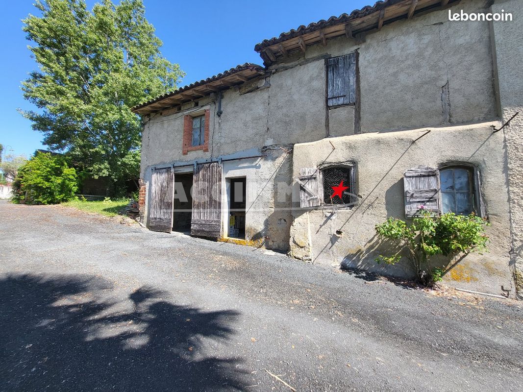 Maison 5 pièces 171 m² · à Saint-Paul-Cap-de-Joux · 171 m² · 28 500 €