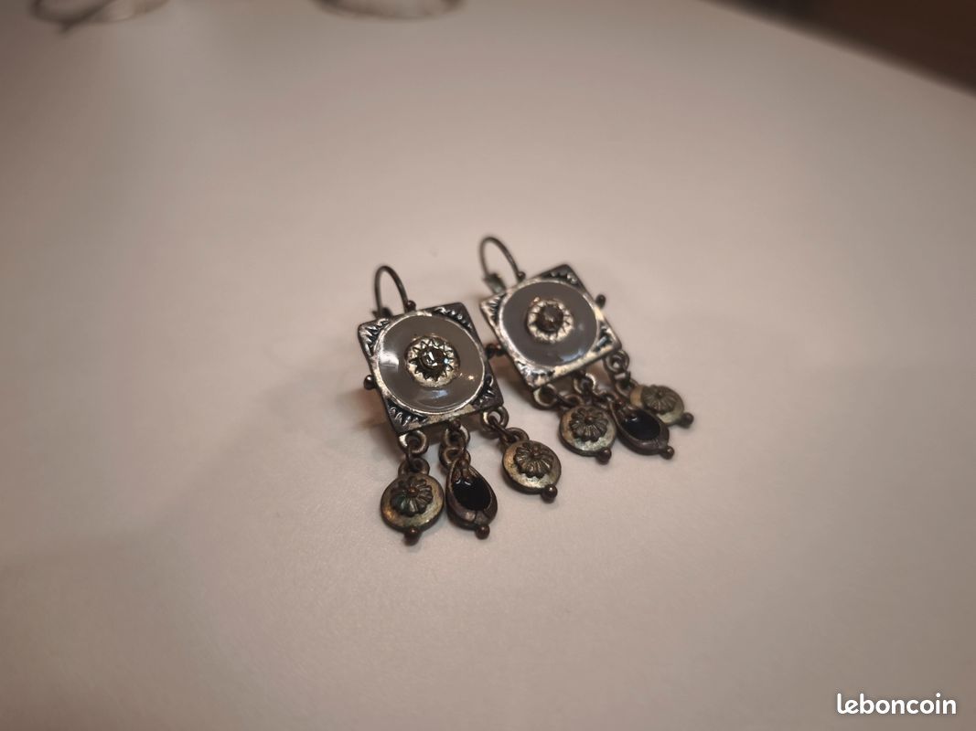 Boucles d'oreilles pampilles (image 1)