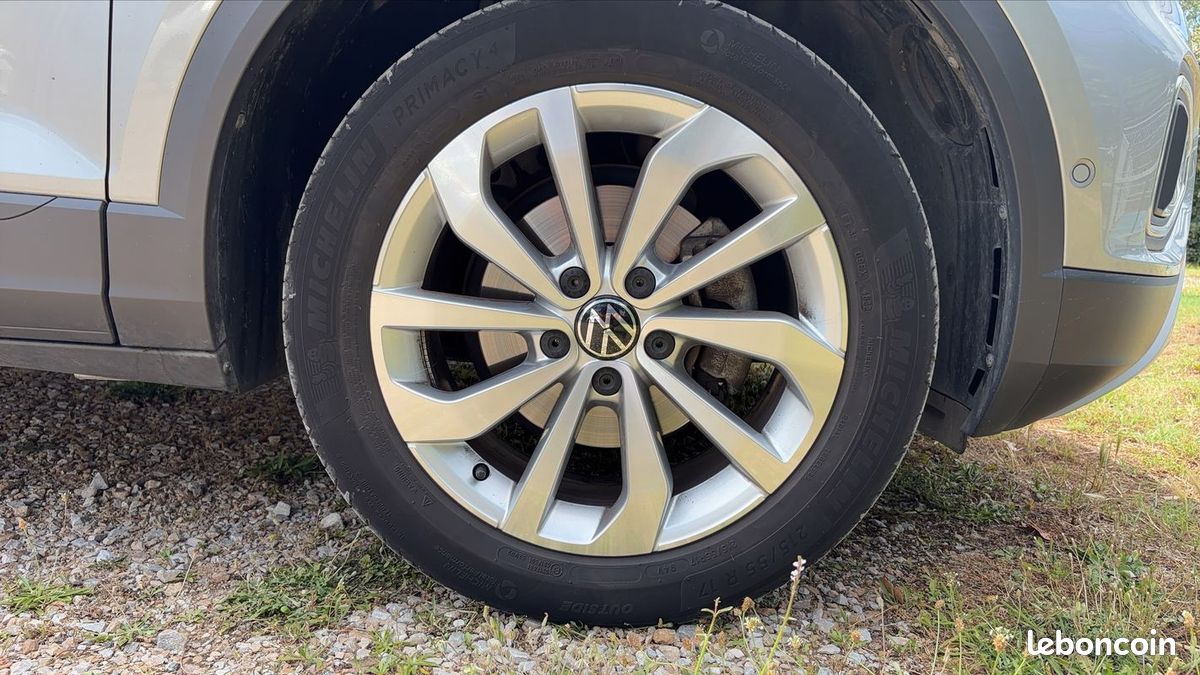 Volkswagen T-Roc 1.5 TSI EVO 150 Life (image 17)