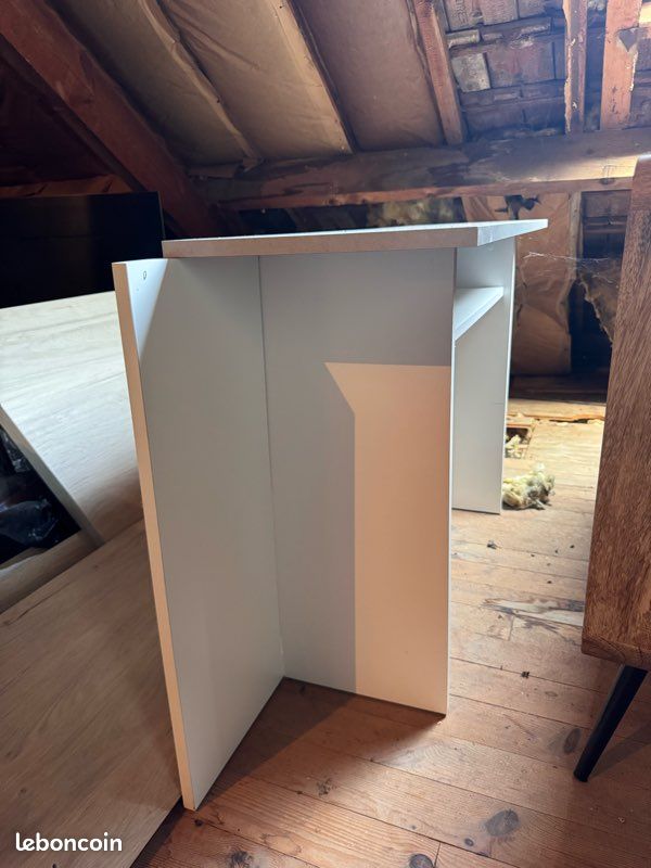 Table dépliante (image 1)