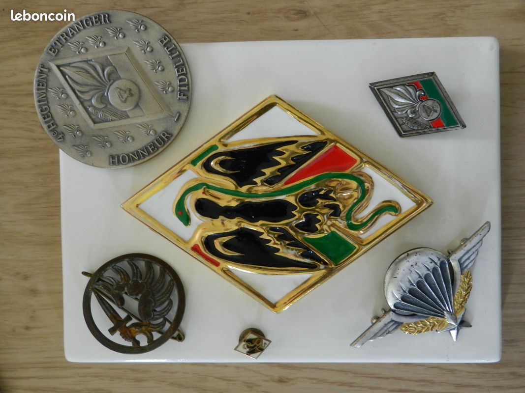 Lot d' objets thème " la légion étrangère " (image 2)