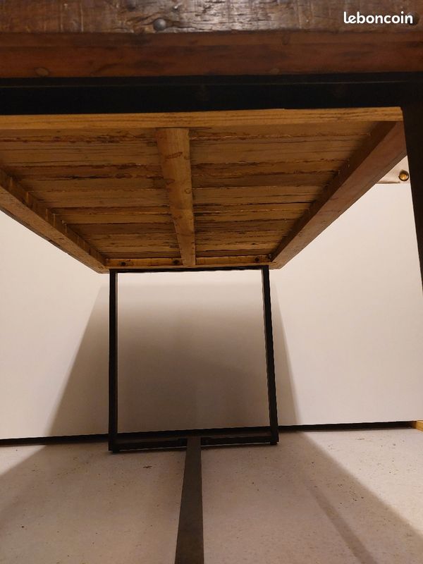 Table (image 6)