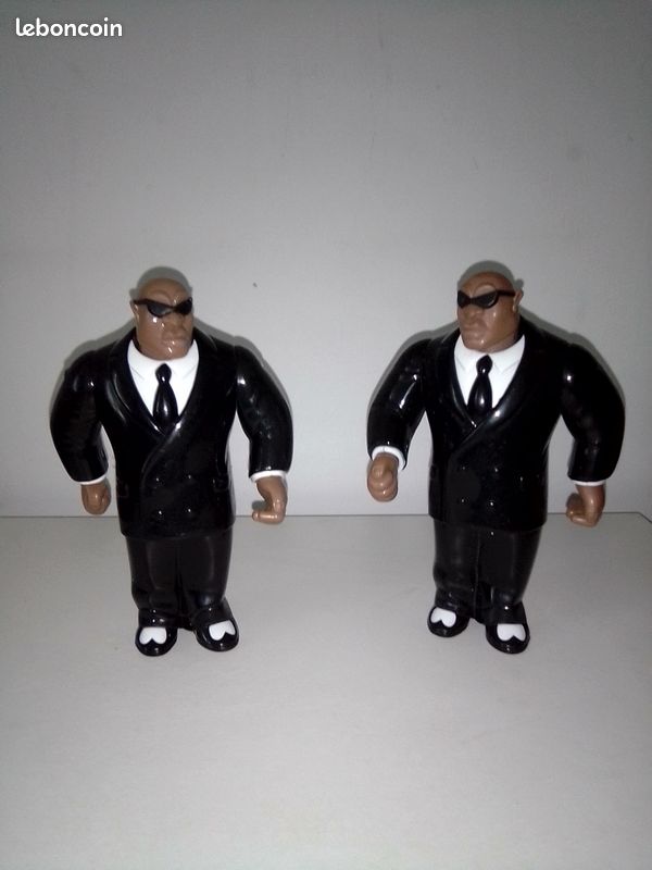 FIGURINES MEN IN BLACK ANNEE 2002 (RMP à Paris) (image 1)