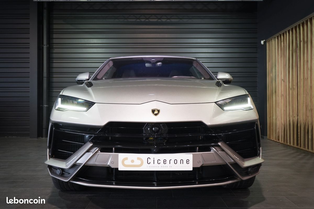 Lamborghini Urus S / V8 4.0L 666CH – 2025 / 1ÈRE MAIN / IMMAT FR / PPF / ENTRETIEN INCLUS 2030 / TOIT OUVRANT / BANG & OLUFSEN 3D / SOFT CLOSE / CAMÉRA 360° / SIÈGES MASSANTS CHAUFFANTS VENTILÉS (image 6)