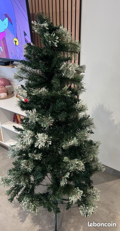 Location sapin d'hiver enneigé Led H150cm