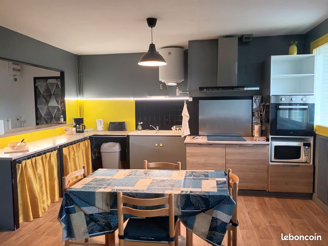 Appartement 4 pièces 95 m² · à Pontaumur · 95 m² · 790 €/mois