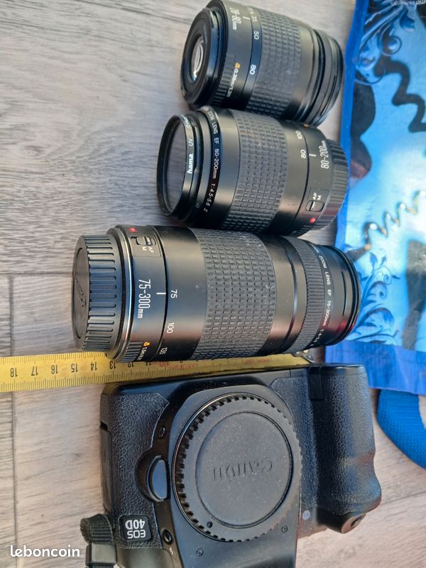 Appareil photo canon avec ses accessoires (image 1)