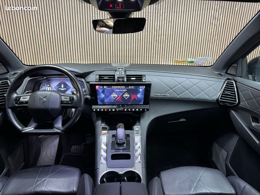 DS DS7 CROSSBACK EXECUTIVE Ess 180 EAT8 Executive (image 18)