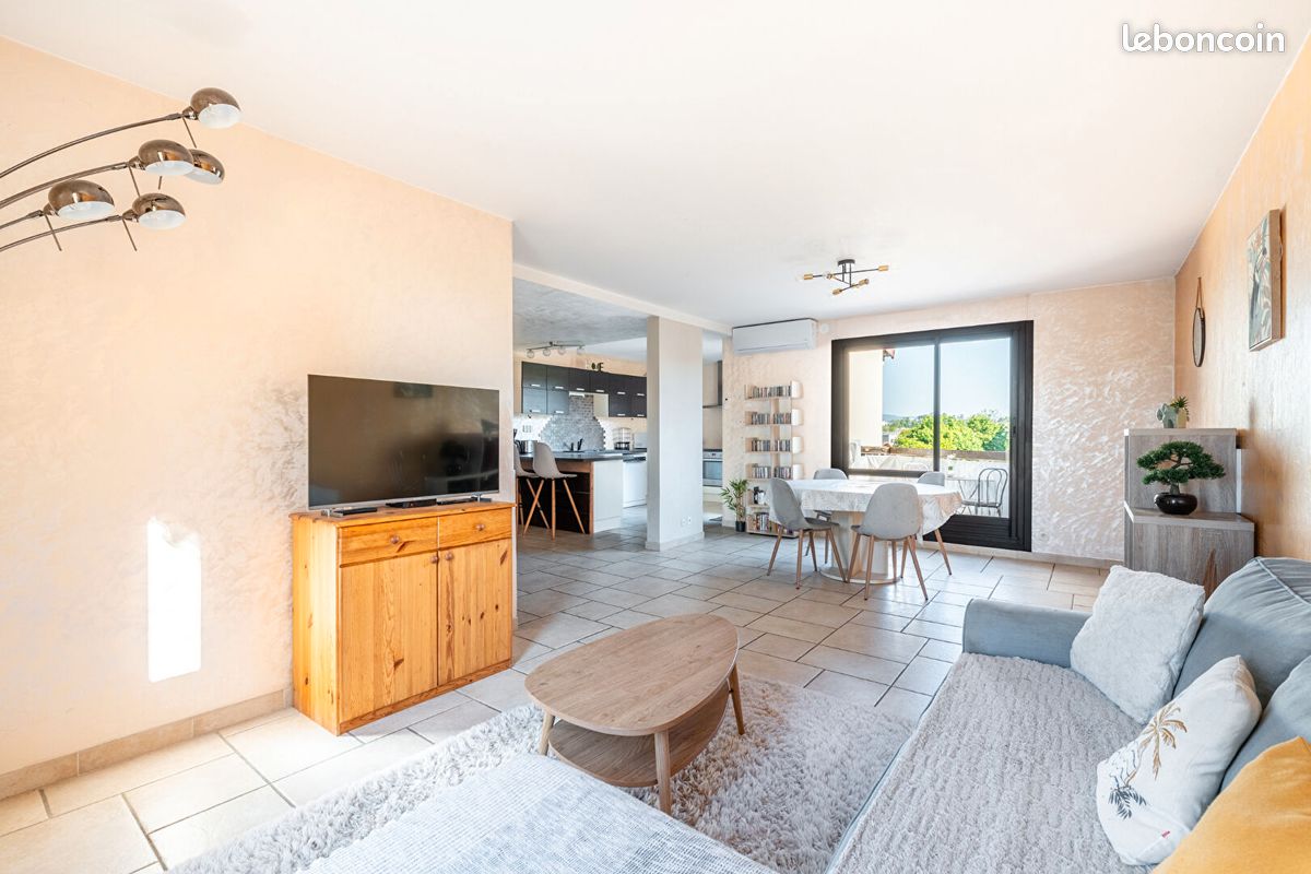 Appartement 4 pièces 101 m² · à Gleizé · 101 m² · 214 000 €
