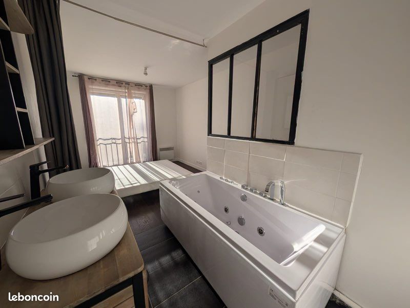 Appartement 3 pièces 64 m² · à Corbeil-Essonnes · 63,6 m² · 169 000 €