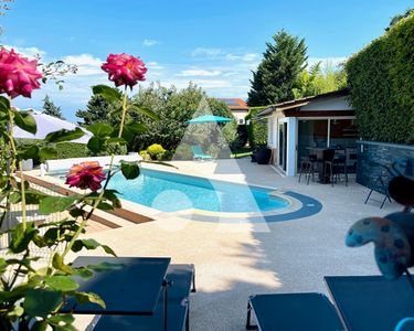 Maison 854 000 € - 199 m²