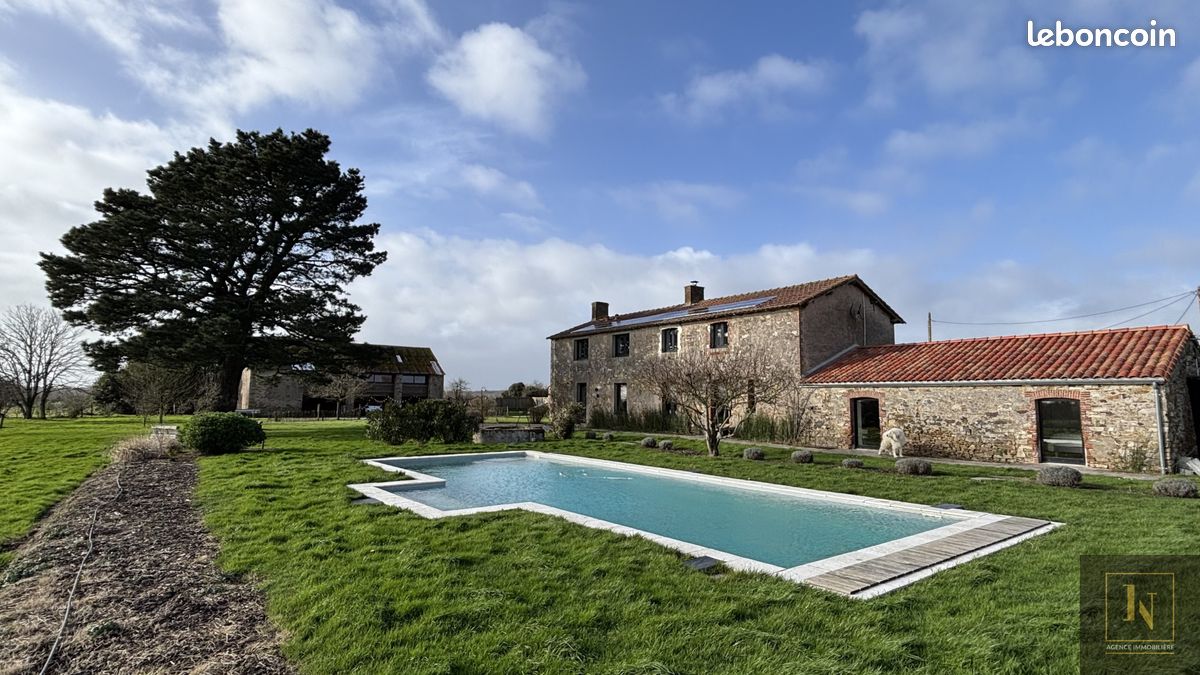 Maison 8 pièces 200 m² · à Chaumes-en-Retz · 200 m² · 570 000 €