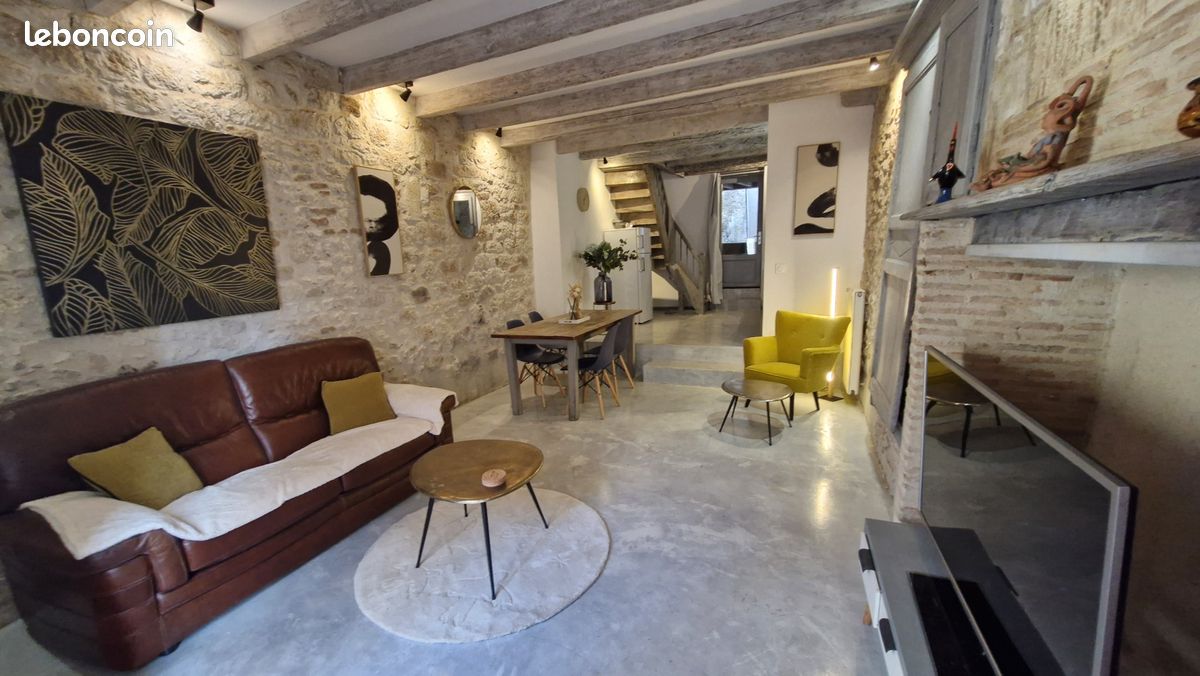 Maison 3 pièces 86 m² · à Villeréal · 86 m² · 690 €