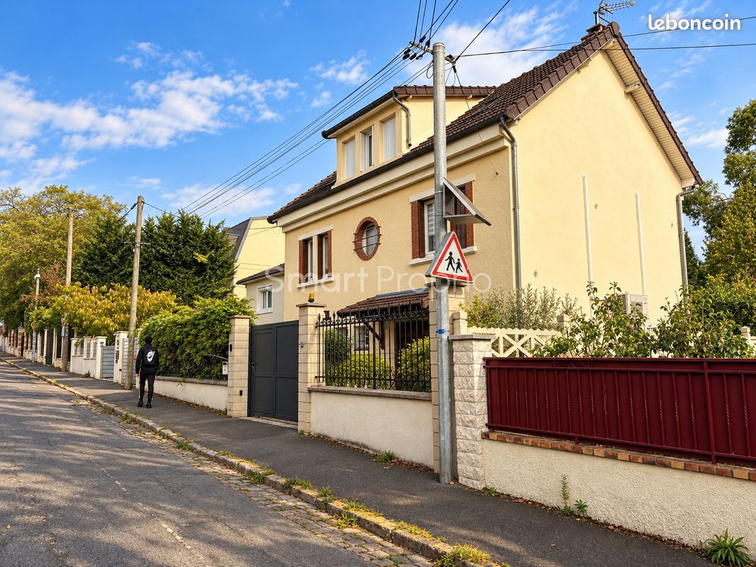 Maison 6 pièces 112 m² · à Neuilly-Plaisance · 112 m² · 429 900 €