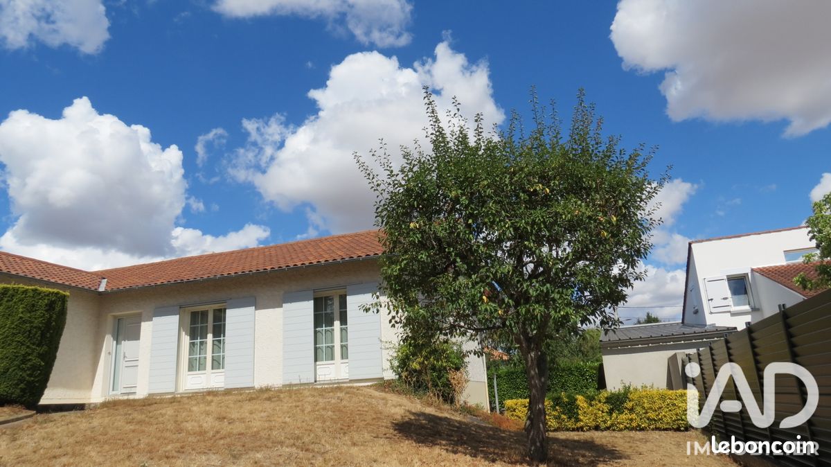 Maison 7 pièces 146 m² · à Beaupréau-en-Mauges · 146 m² · 295 000 €