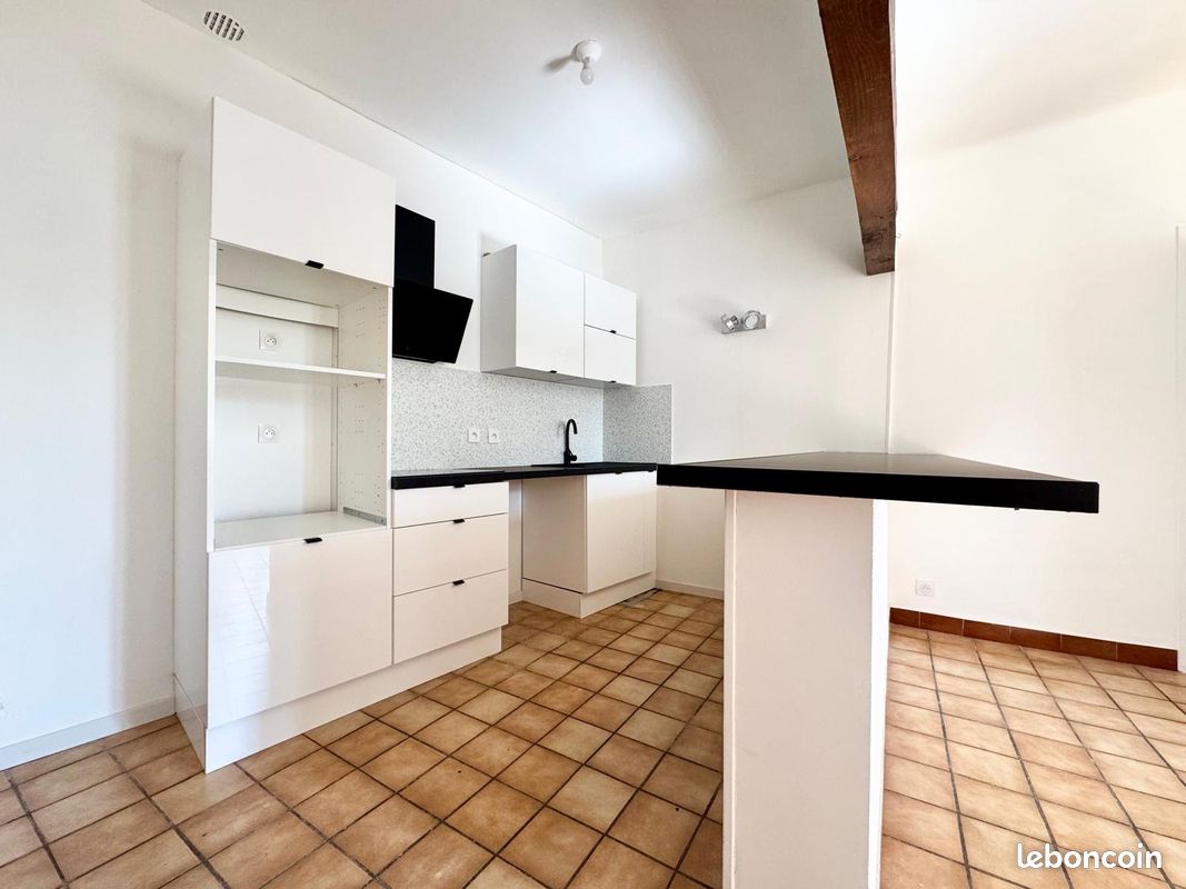 Appartement 3 pièces 56 m² · à Nîmes · 56 m² · 695 €