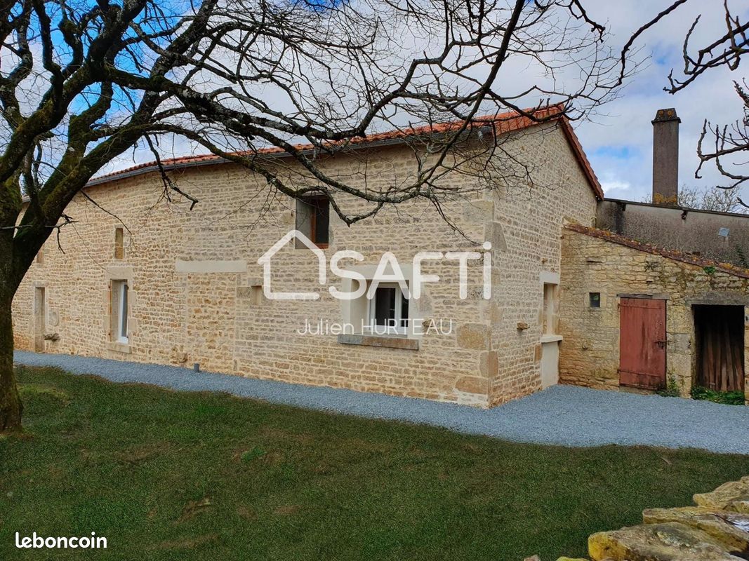 Propriété 5 pièces 134 m² - Pamproux 79800 (image principale 1)
