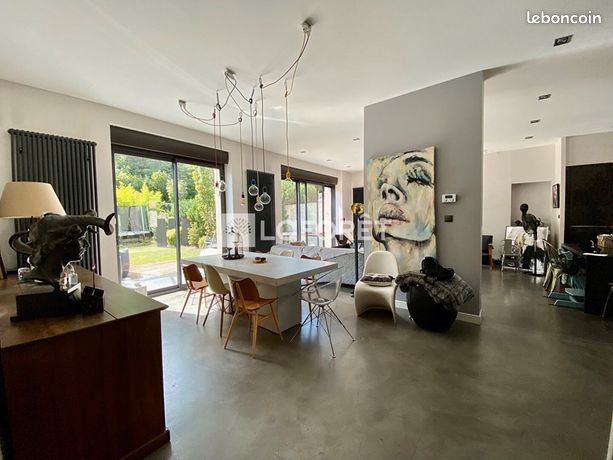 Maison de ville 7 pièces 237 m²