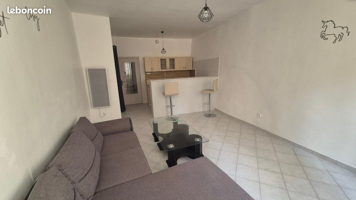 Appartement 2 pièces 63 m² · à Pont-Saint-Esprit · 63 m² · 540 €