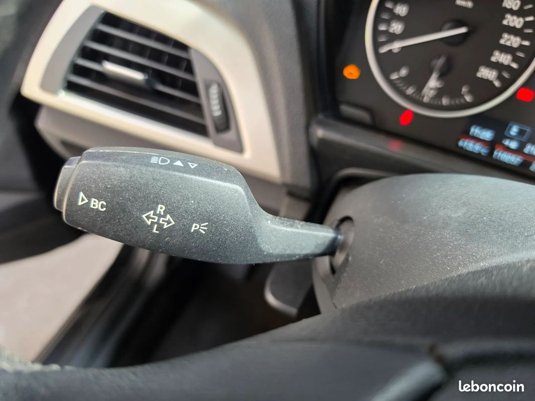 BMW Série 1 116i - 1.5 109ch Lounge - 2017 - Turbo Neuf - Attelage - Climatisation (image 29)