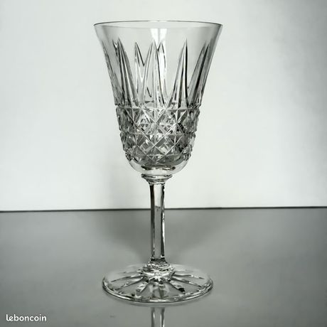 3 verres couleur modèle Tarn en cristal de Saint Louis (prix à la pièce) modèle1