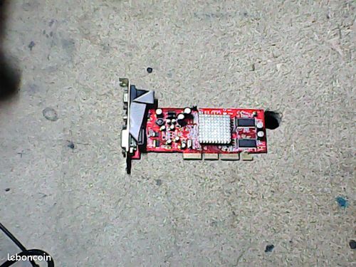 Carte graphique AGP ATI R92LE-B3S 128MB VGA DVI VIDEO