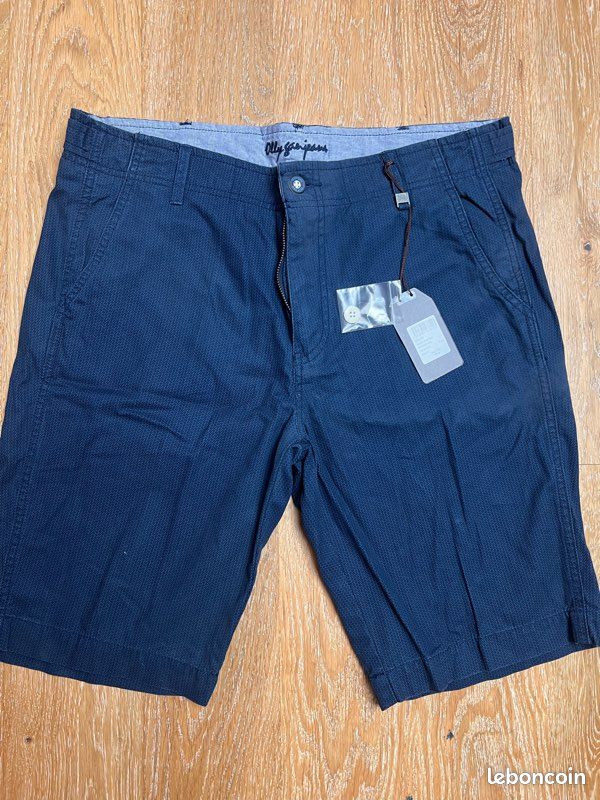 Short Olly gan taille 44 Neuf (image 1)