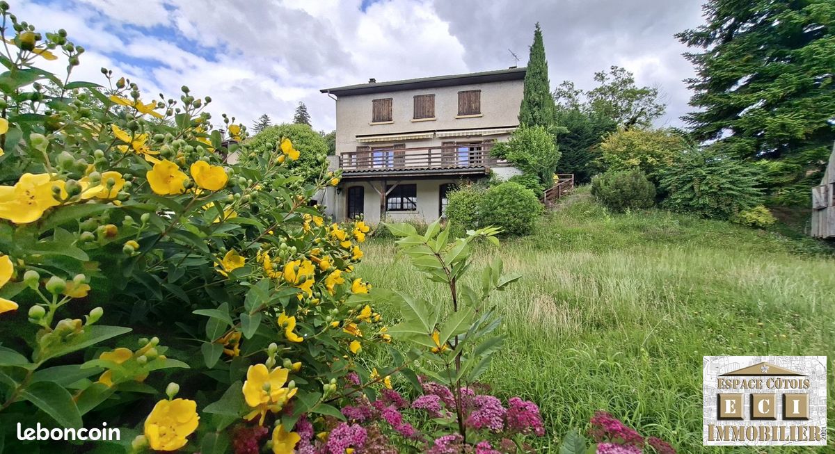 Maison 7 pièces 181 m² · à La Côte-Saint-André · 181 m² · 279 000 €