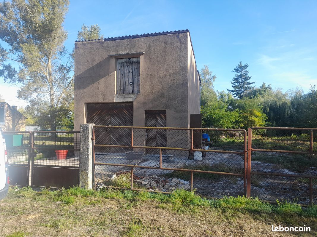 Vend garage 30 mètre carre · à Brumath · 50 000 €