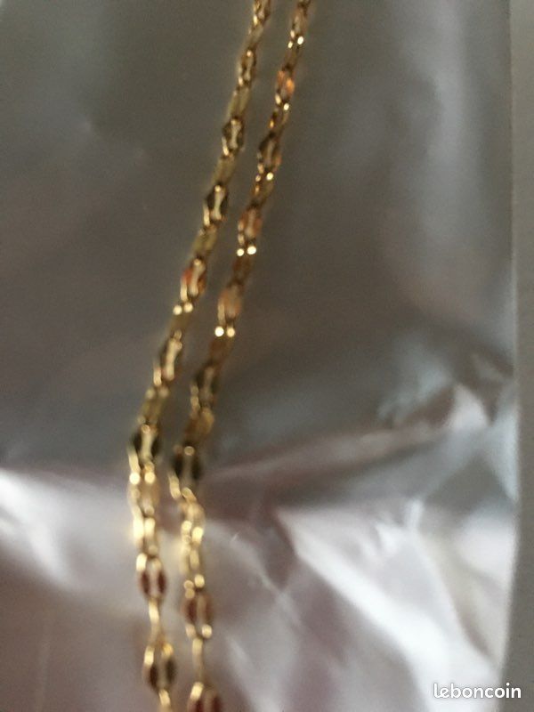 Chaîne avec pendentif , Coeur ,en Acier inoxydable doré (image 2)