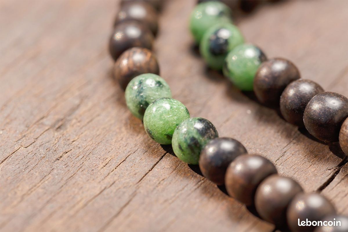 Collier Mala CHAKRA DU COEUR - Ruby et Bois d'Ebène naturel (image 3)