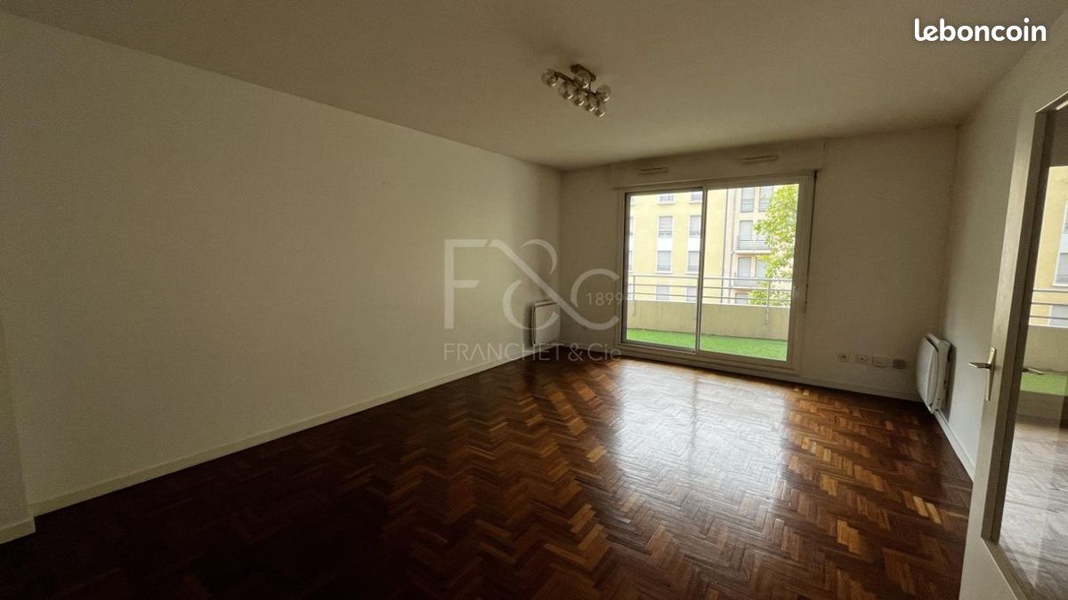 Appartement 5 pièces 115 m² · à Lyon · 115 m² · 1 747 €/mois