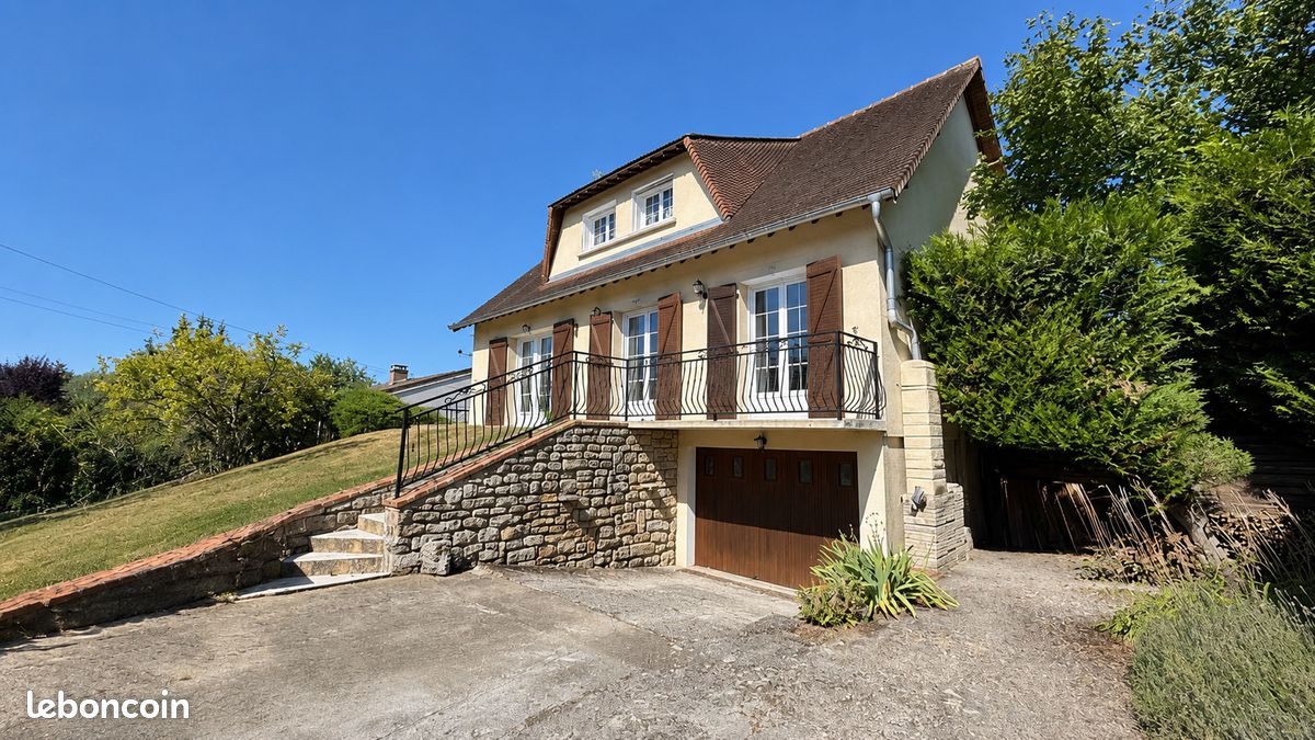 Maison 7 pièces 145 m² · à Ruvigny · 145 m² · 319 900 €