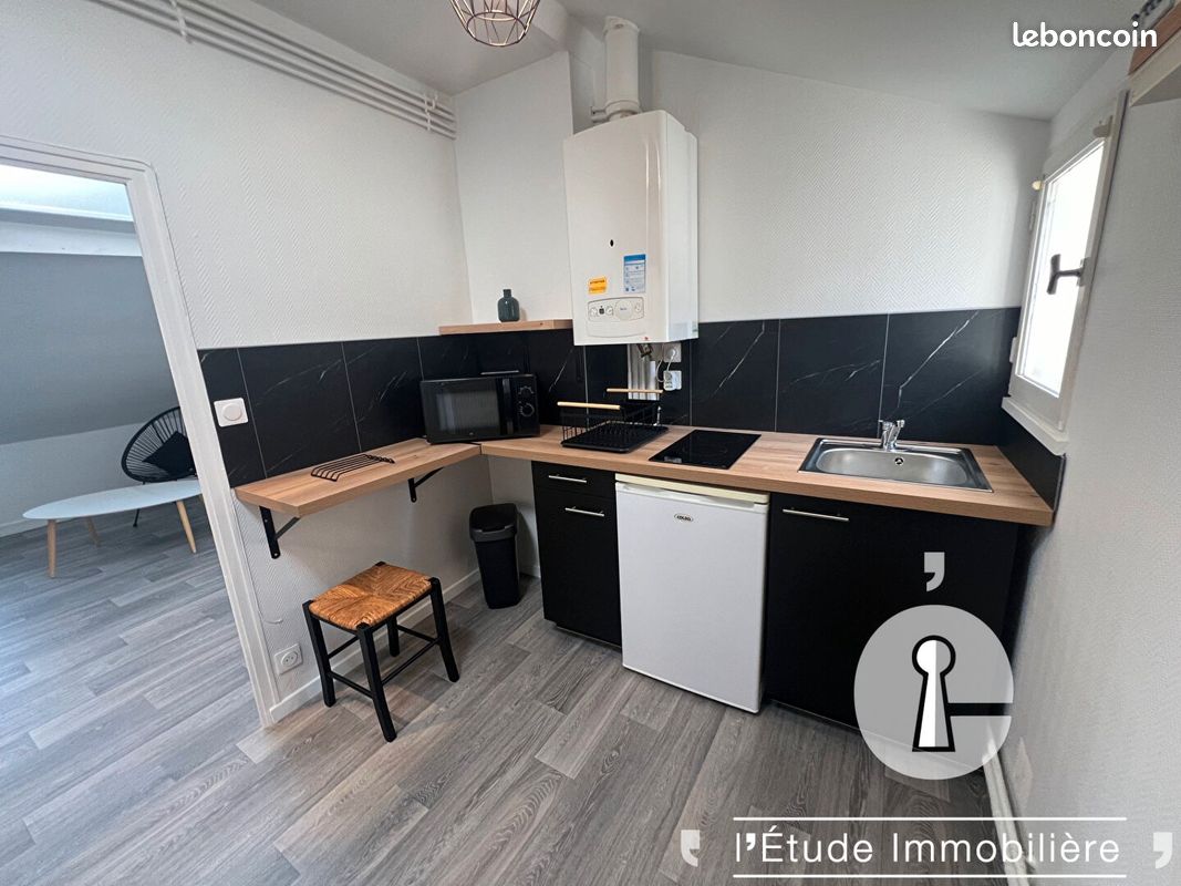 Appartement 1 pièce 20 m² · à Laval · 20 m² · 420 €