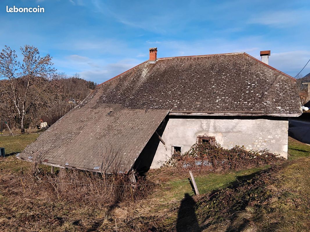 Grange 1 pièce 130 m² (image 4)