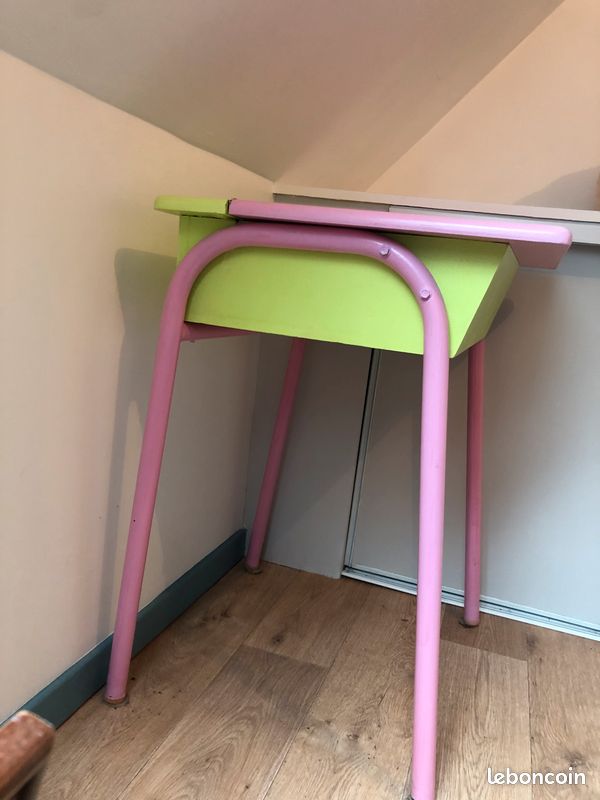 Table d'écolier (image 2)