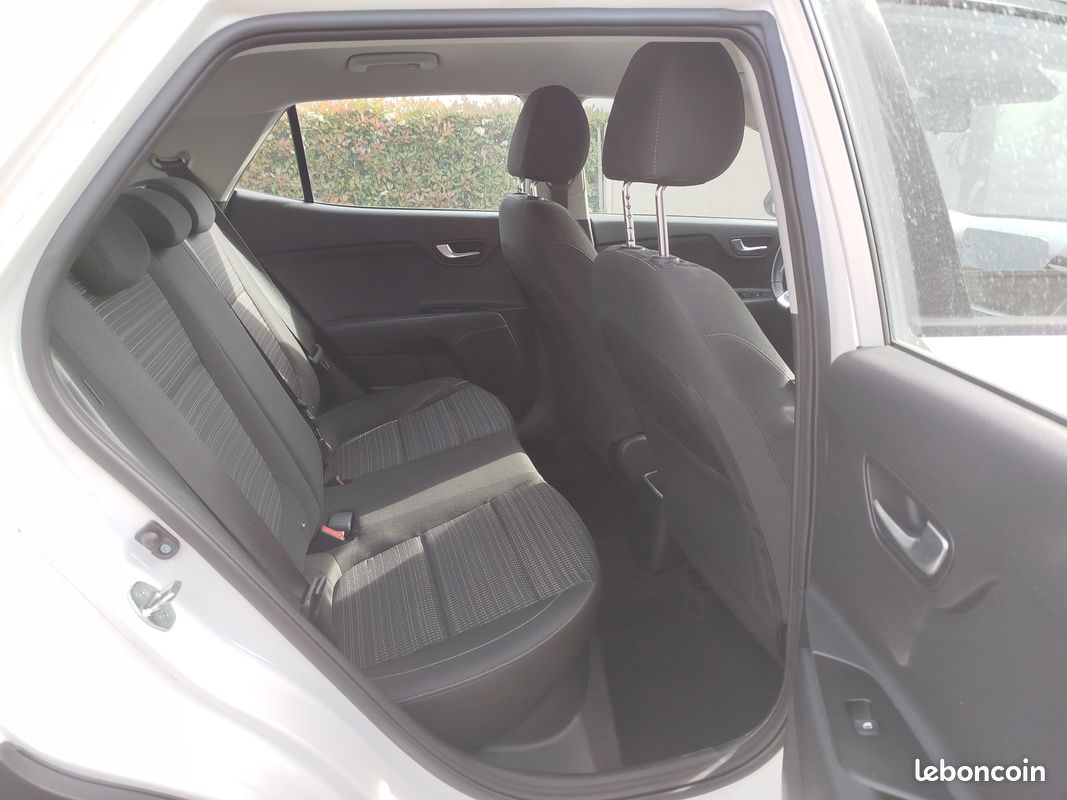 Tres belle kia stonic 1.0 T-GDI ACTIVE 100 cv 1er main (image 5)